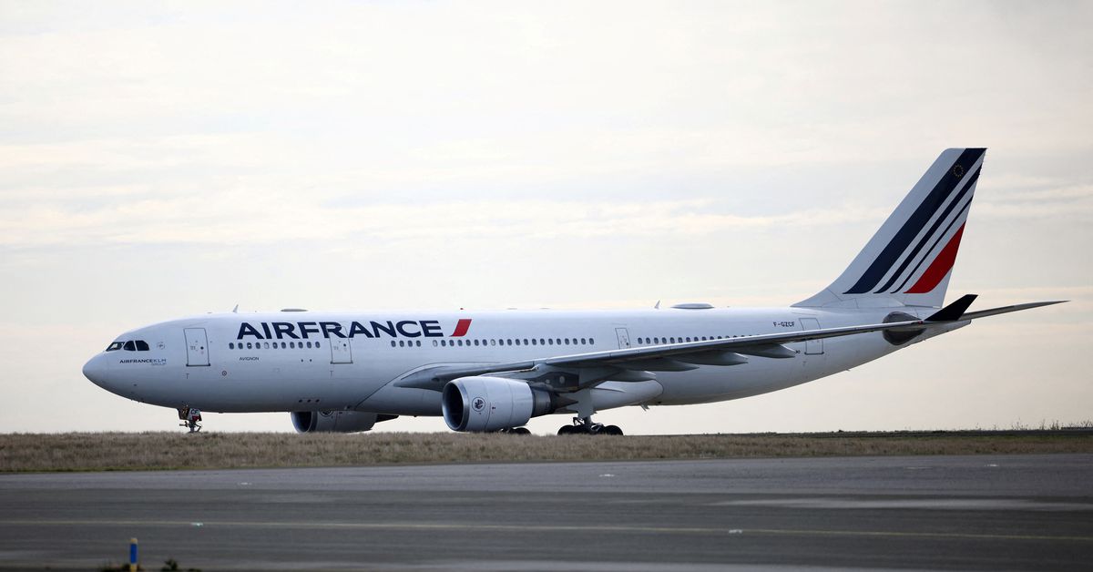 Air France to make refuelling stops as Senegal feels fuel shortage