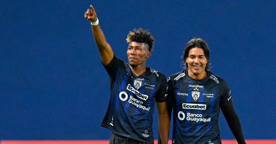 Soccer&rsquo;s Next Big Thing Is Buying in Bulk