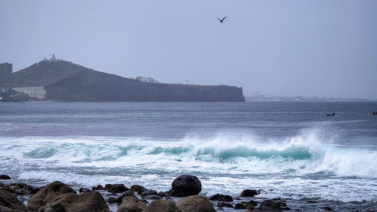 8 found dead off Senegal coast after migrant boat carrying 155 people capsizes